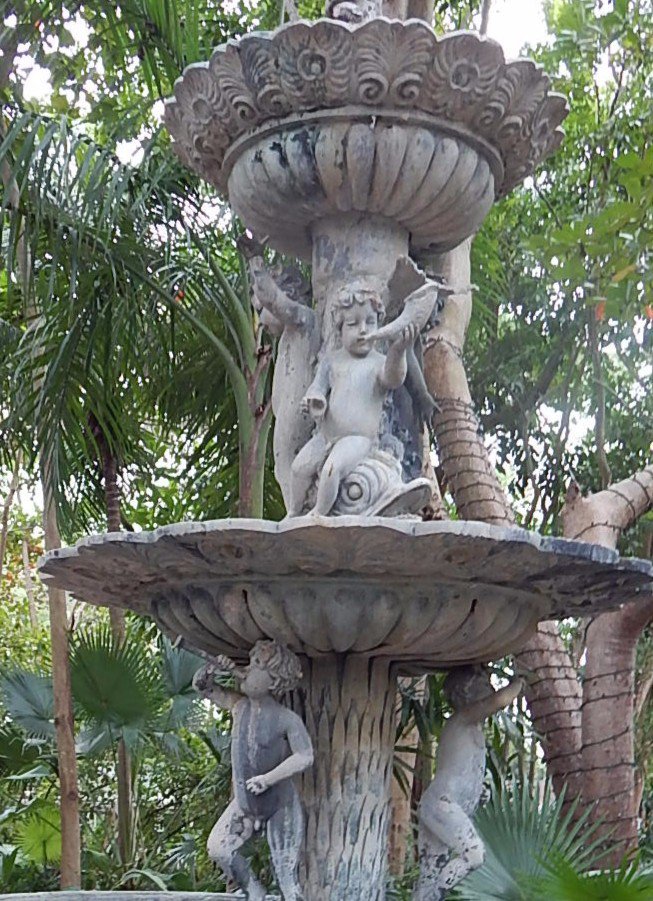 La Fuente (The Fountain)